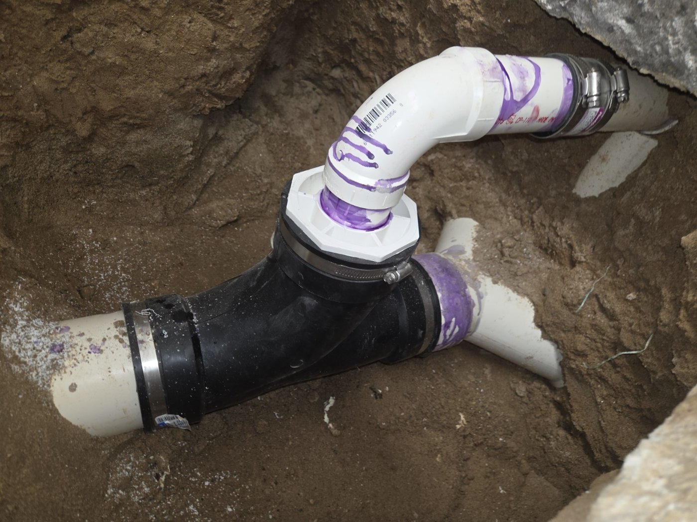 Below-floor drain repair